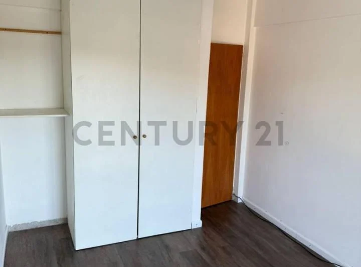 ALQUILER DE DEPARTAMENTO EN 122 E/ 42bis Y 43. LA PLATA 5