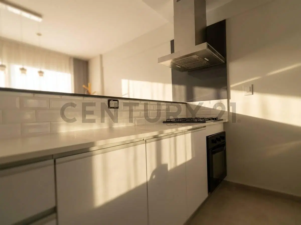 Departamento de categoria con amenities, de dos dormitorios y balcon, al frente 4