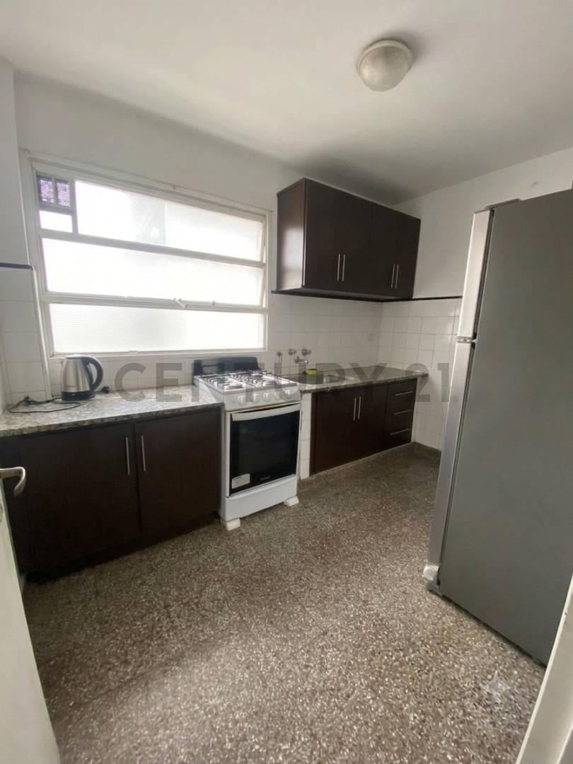 Foto de Venta Departamento de 2 dormitorios La Plata Centro, imagen 2
