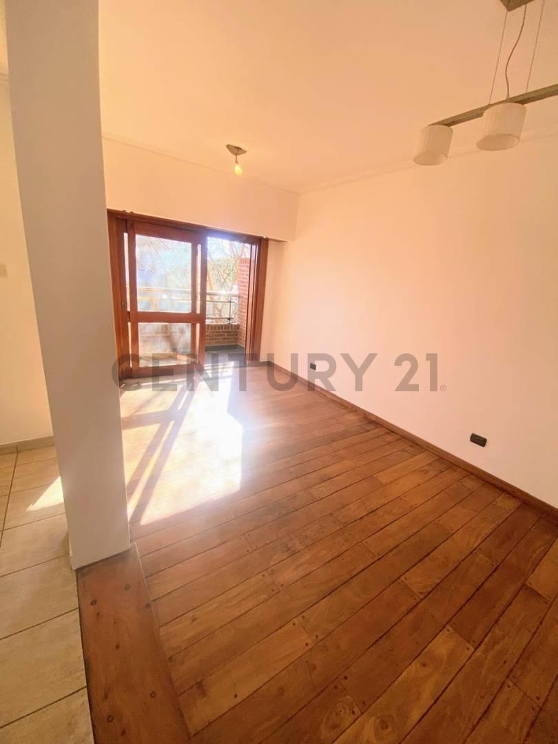 Foto de Departamento de 1 dormitorio en VENTA con balcón, imagen 3