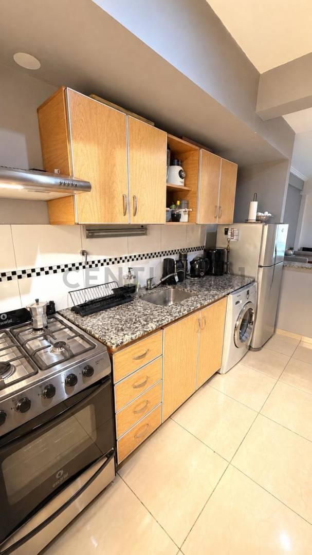 Foto de Departamento de dos dormitorios con patio y pileta propia, cochera en, imagen 2
