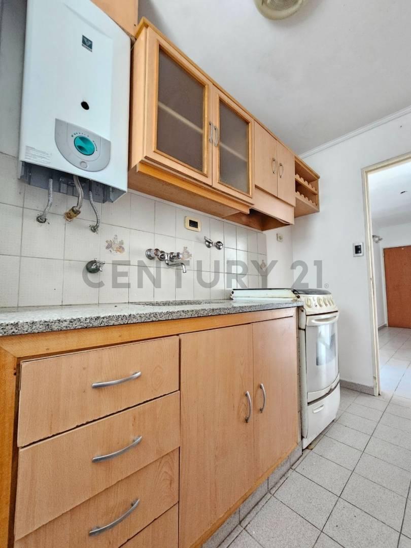 Foto de DEPARTAMENTO AL FRENTE | 1 DORMITORIO + ESCRITORIO / POSIBLE 2°, imagen 5