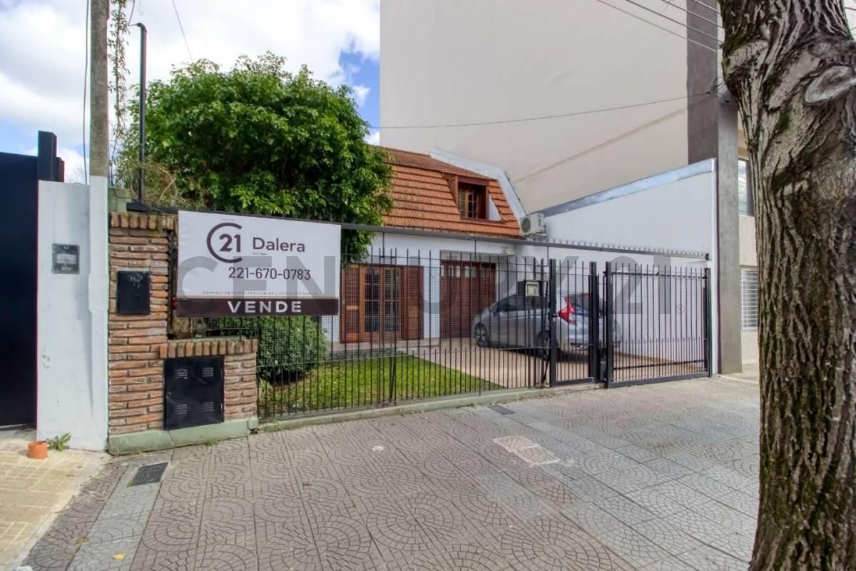 Foto de CASA 3 DORMITORIOS | SUITE + PARQUE + QUINCHO + GARAGE | APTO CRÉDITO, imagen 4