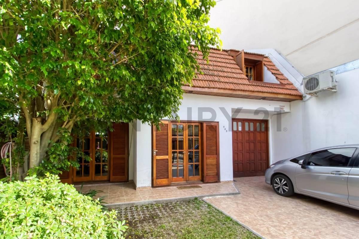Foto de CASA 3 DORMITORIOS | SUITE + PARQUE + QUINCHO + GARAGE | APTO CRÉDITO, imagen 2