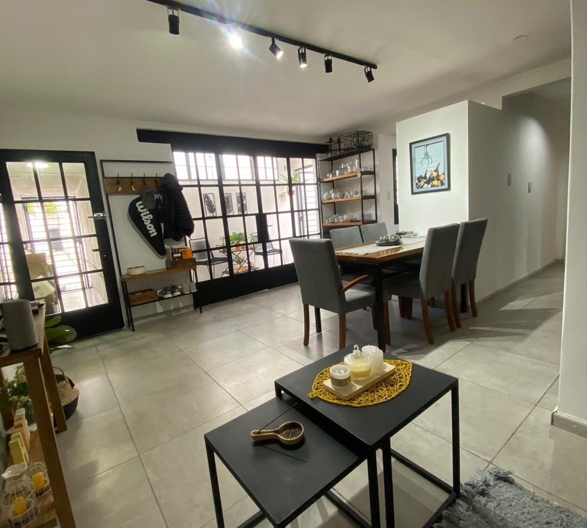Foto de Departamento en venta en La Plata | 1 dormitorio con patio, imagen 1