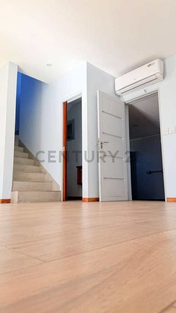 Foto de Dúplex de 2 dormitorios en alquiler Gonnet, imagen 5