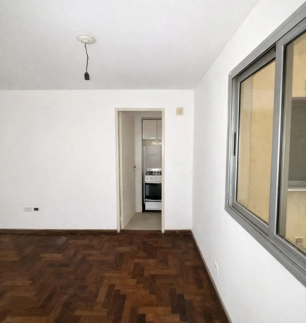 HERMOSO DEPARTAMENTO CON SEGURIDAD 24HS EN UBICACION PRIVILEGIADA 2