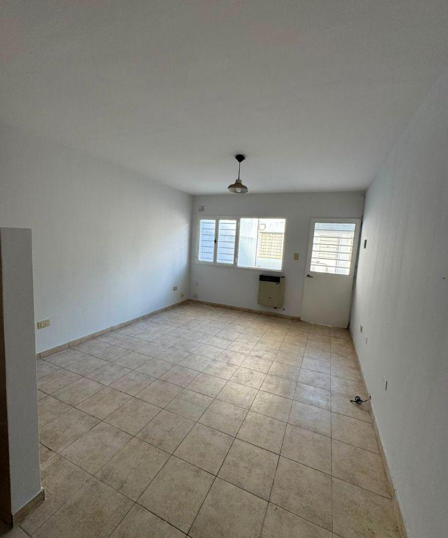 Foto de GRAN DEPARTAMENTO DE UN DORMITORIO EN GRAL. PAZ, imagen 5