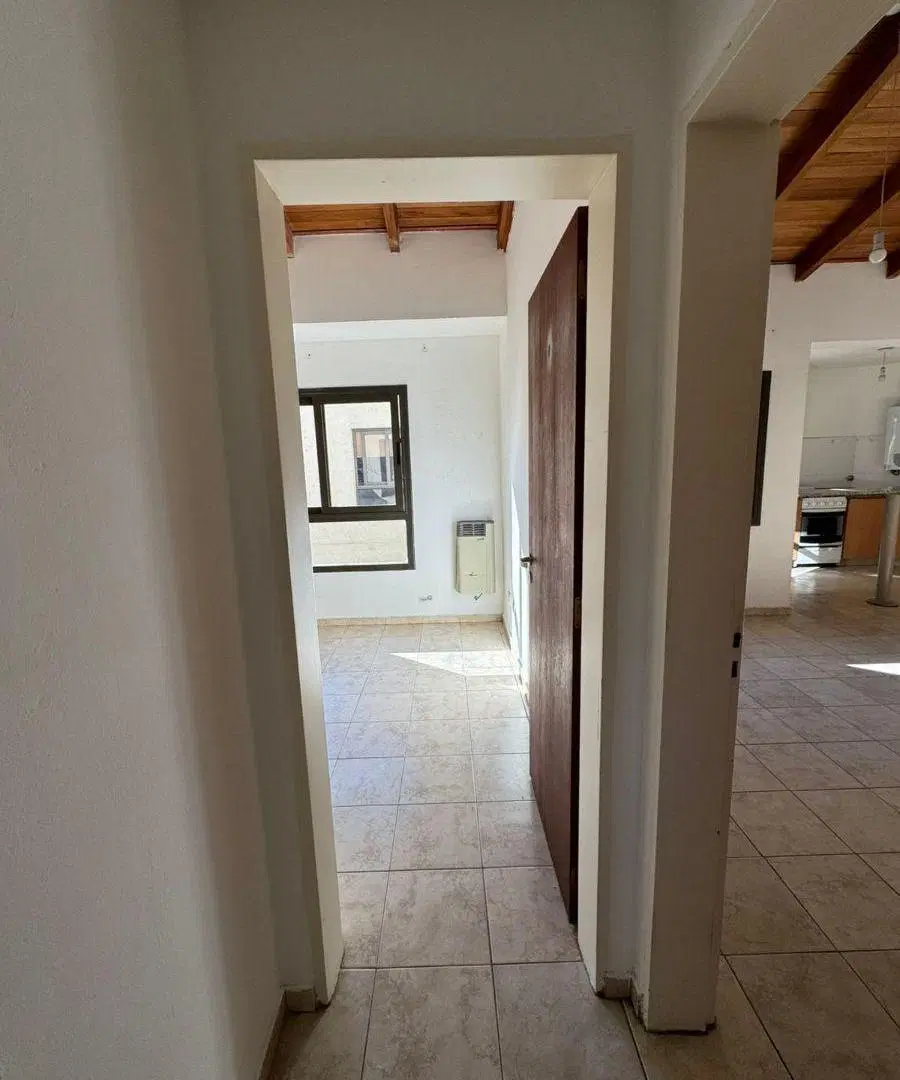ENORME DEPARTAMENTO DE 1 DORMITORIO EN ALBERDI 8