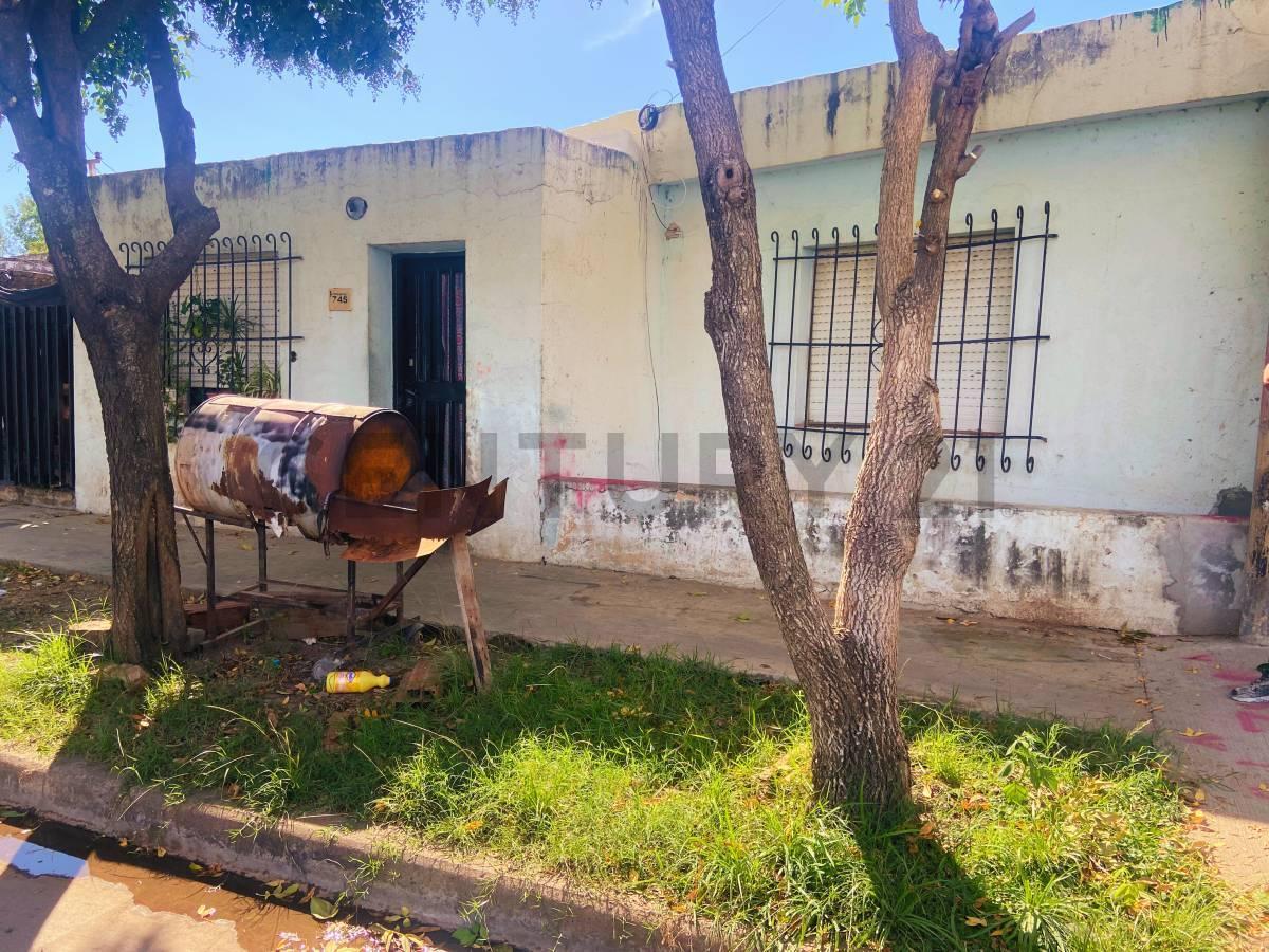 Lote con Doble Ingreso y Potencial Comercial - Pueblo Nuevo 3