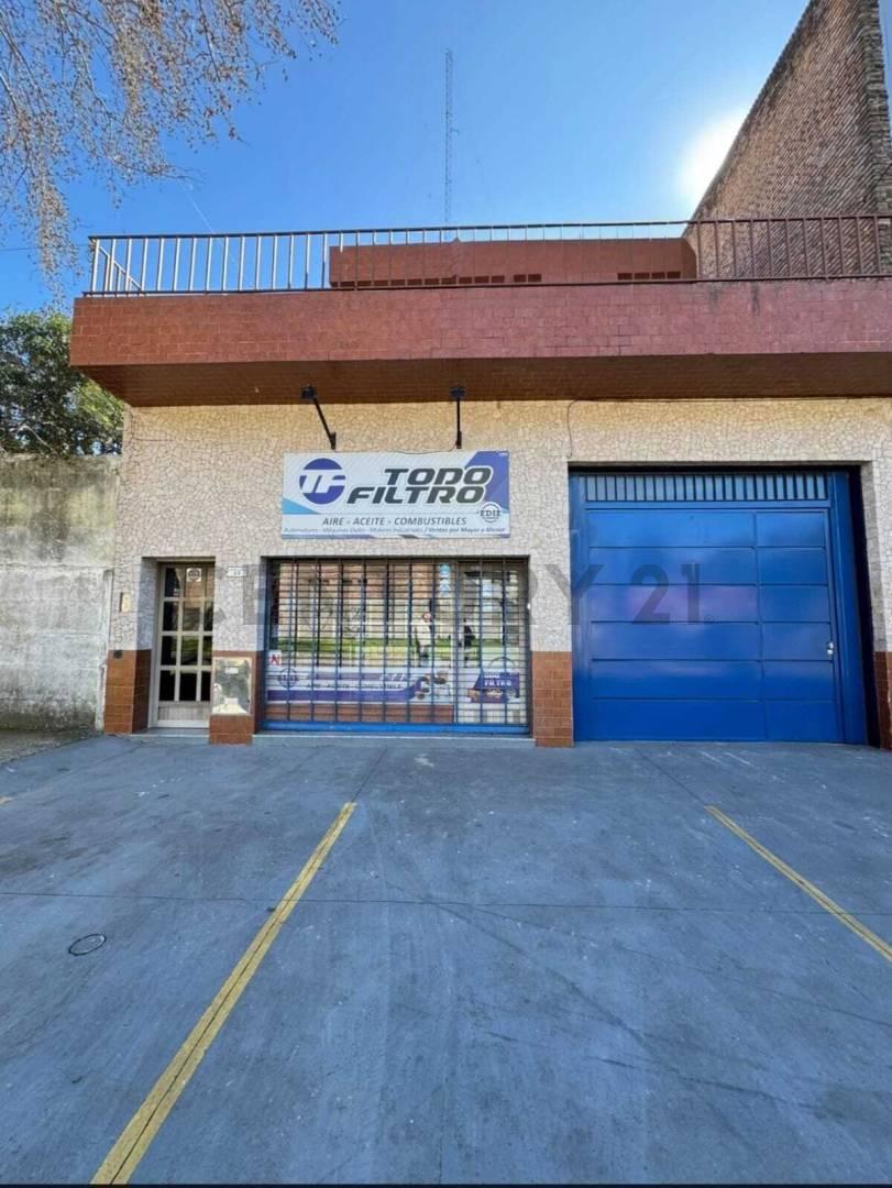 VENTA DE GALPON + OFICINAS EN PLANTA ALTA 508M2 TOTALES