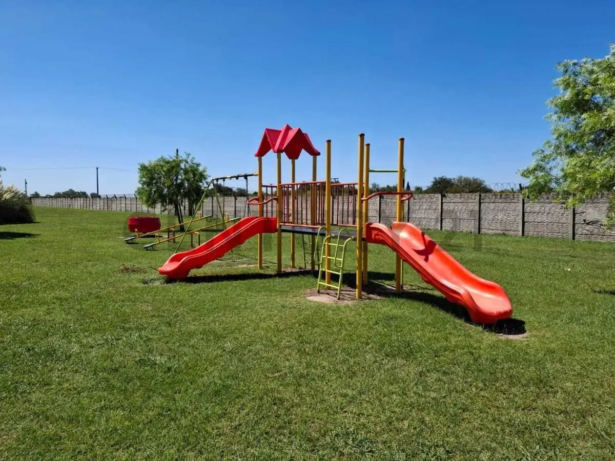 Lote en Venta Barrio Las Casuarinas Ibarlucea 4