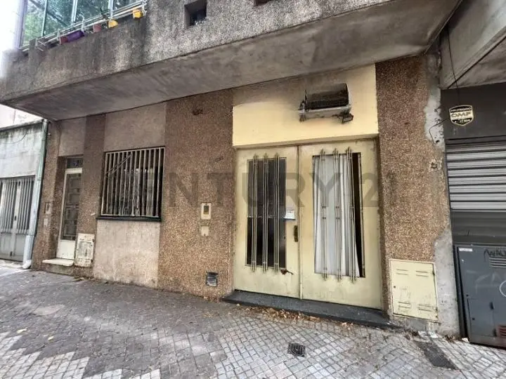 Casa en venta en Luis Agote 2