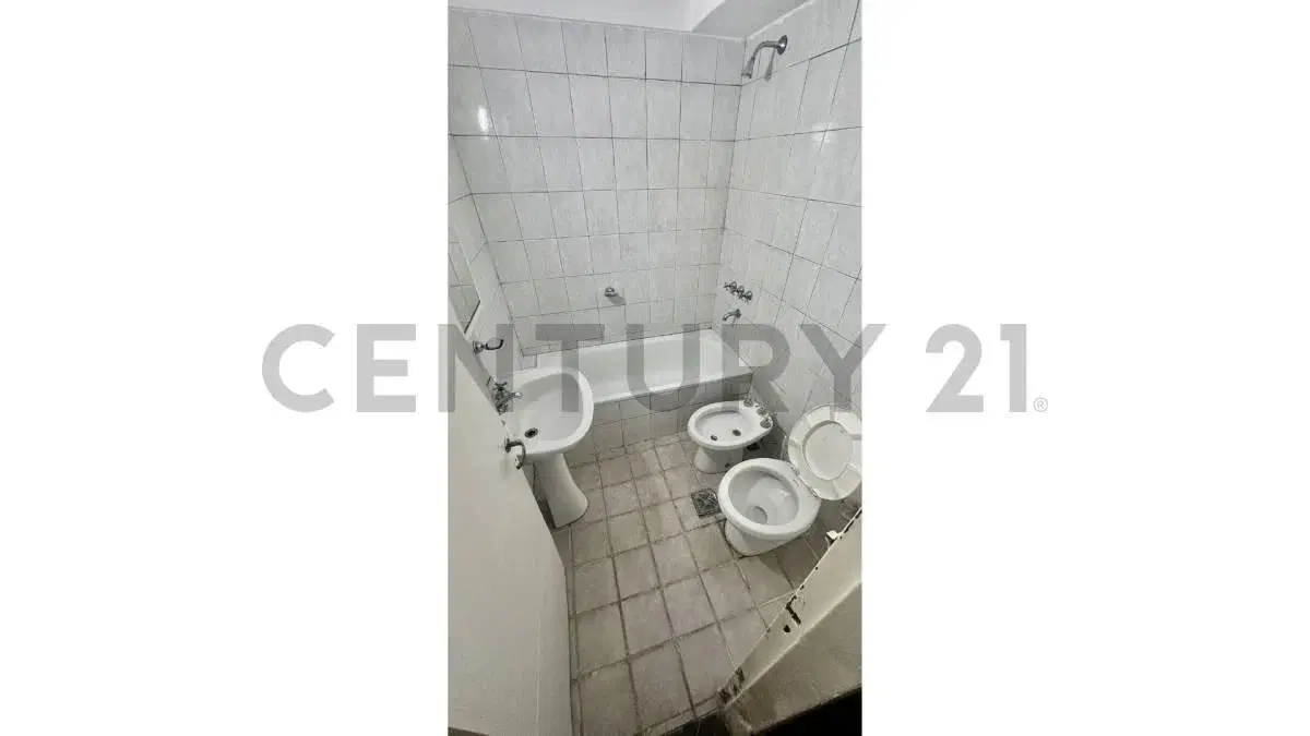 Departamento de dos dormitorios a metros del parque urquiza 4