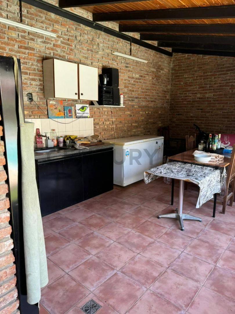 Foto de <p>Venta: Casa de 2 Plantas en Excelente, imagen 5