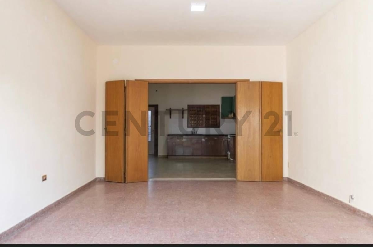 Foto de Casa al frente de 2 dormitorios + casa interna, imagen 1