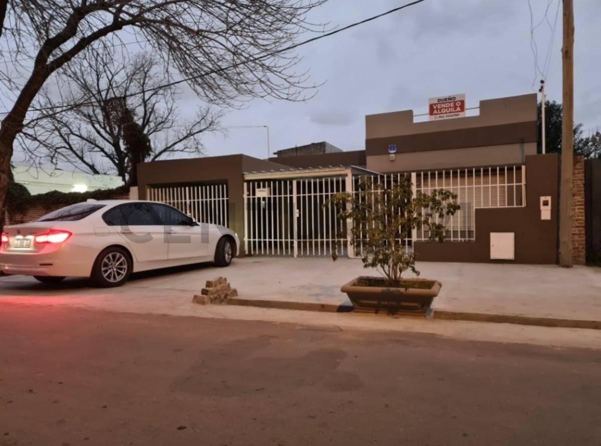 Foto de Casa al frente de 2 dormitorios + casa interna, imagen 3