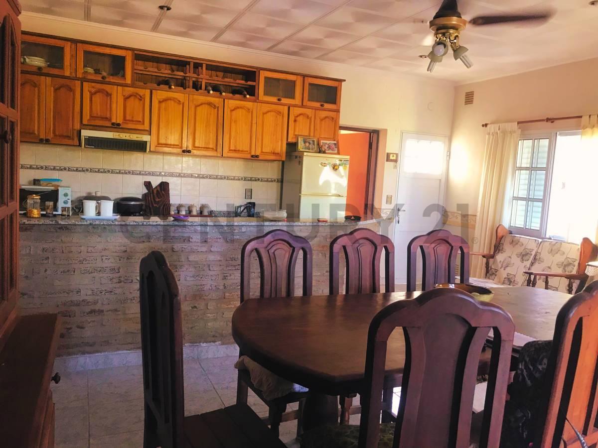 Foto de Venta- Casa 2 dormitorios - coronel dominguez, imagen 5