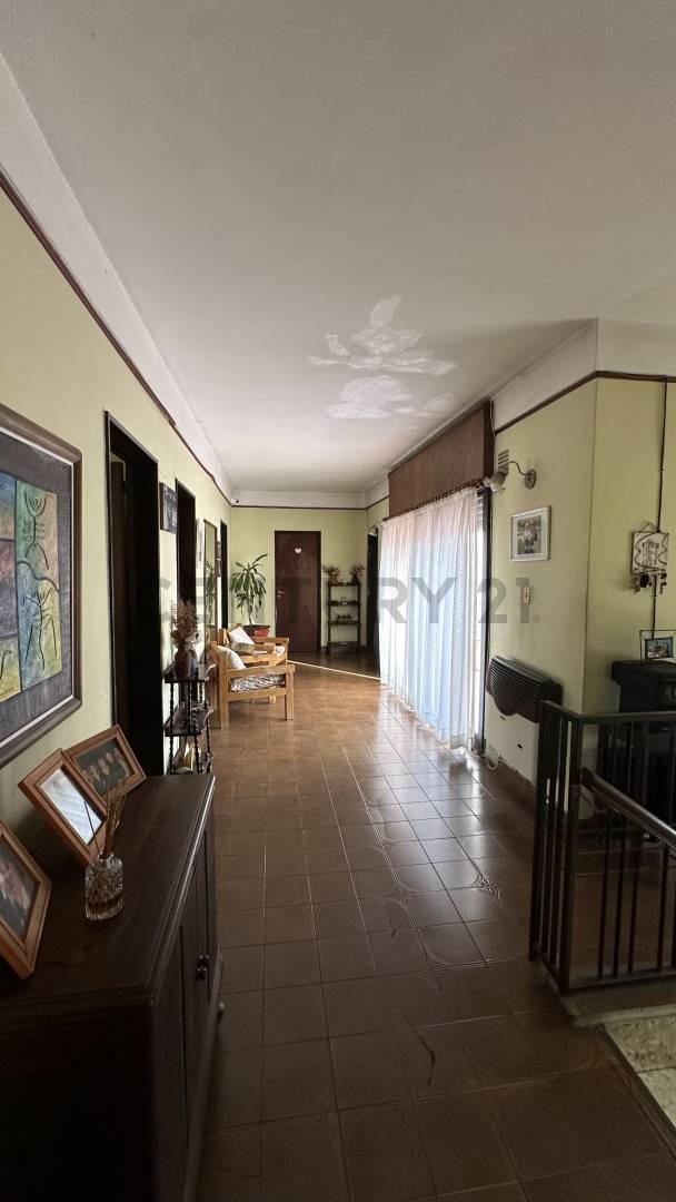 Foto de VENTA IMPORTANTE PROPIEDAD/LOTE SAN MARTIN Y URIBURU. CONSTRUCTORAS!!, imagen 4
