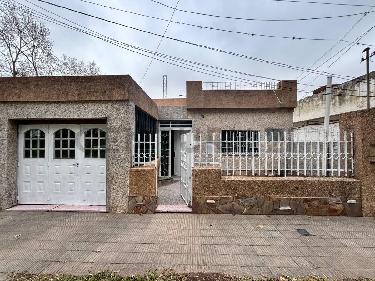 Foto de Casa 2 Dormitorios en Granadero Baigorria, imagen 1