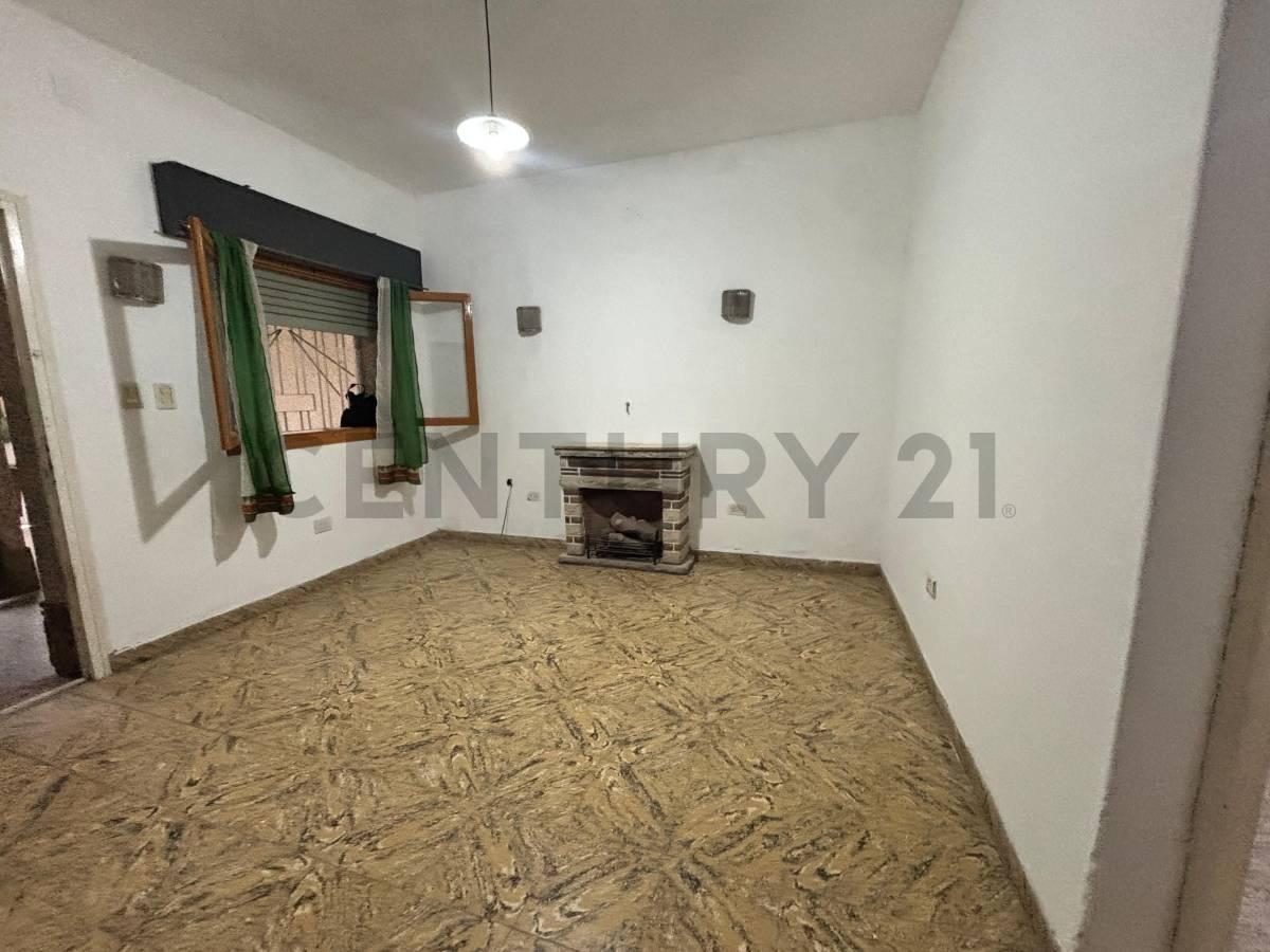 Foto de Casa 2 Dormitorios en Granadero Baigorria, imagen 2
