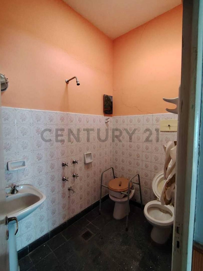 Foto de Venta Casa a reciclar en Granadero Baigorria, imagen 4