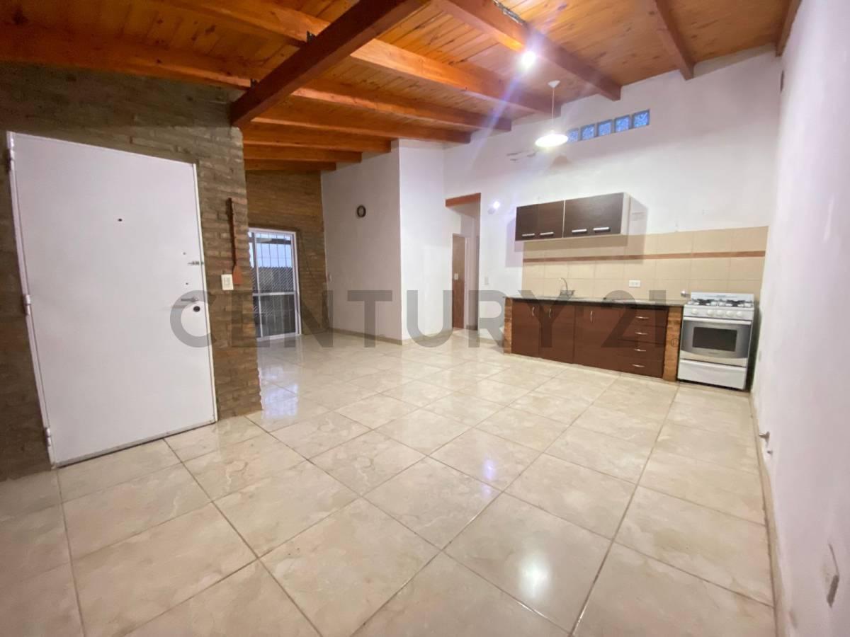 Foto de Casa de 2 dormitorios en venta en Loteo Santa Clara – Coronel Domínguez, imagen 1