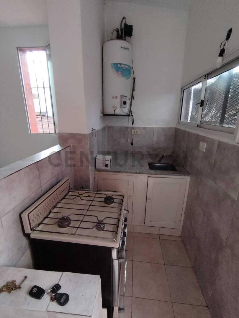 Foto de PH de 2 dormitorios en 1er piso – Barrio Alberdi, Rosario, imagen 2