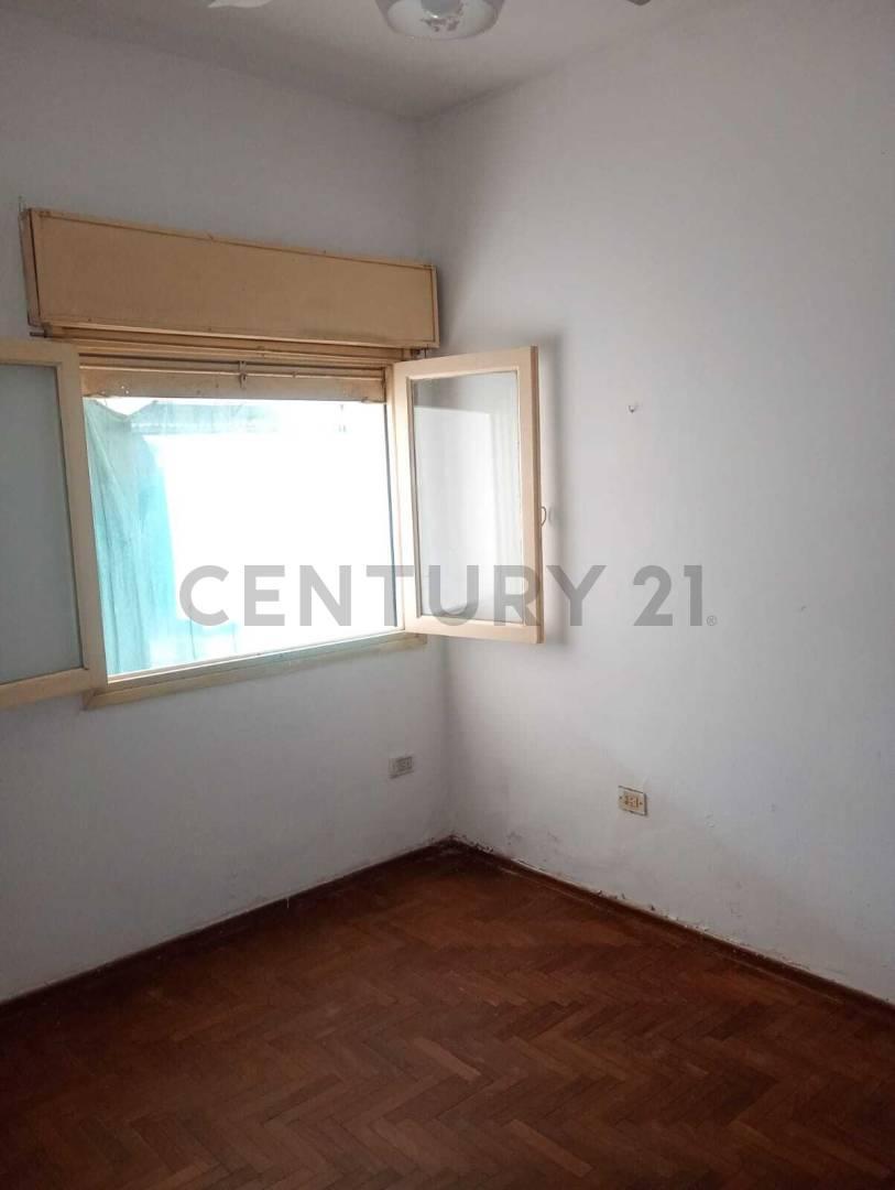 Foto de Casa Interna con Local comercial, imagen 3