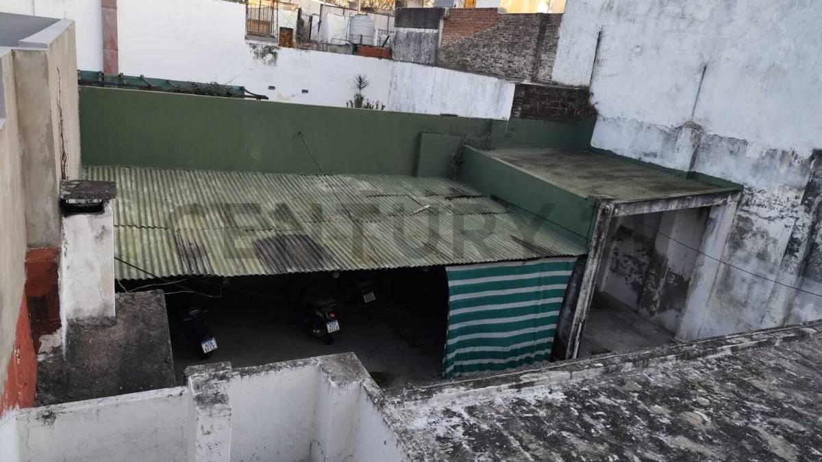 Foto de Casa Interna con Local comercial, imagen 5