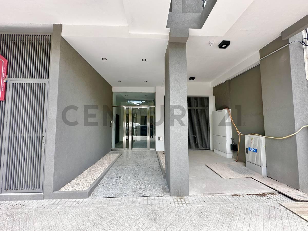 Foto de DEPARTAMENTO VENTA 1 DORM POSIBILIDAD COCHERA, imagen 2