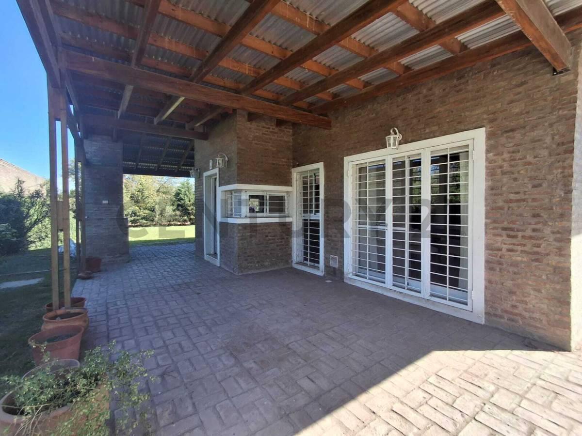 Foto de Casa en Venta Ibarlucea, imagen 1
