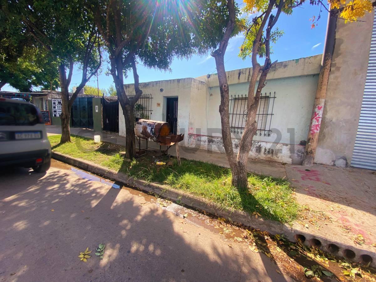 Foto de Lote con Doble Ingreso y Potencial Comercial - Pueblo nuevo, imagen 1