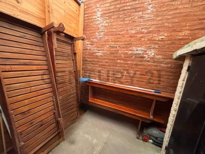 Foto de Casa con Pileta y quincho en Ibarlucea, imagen 3
