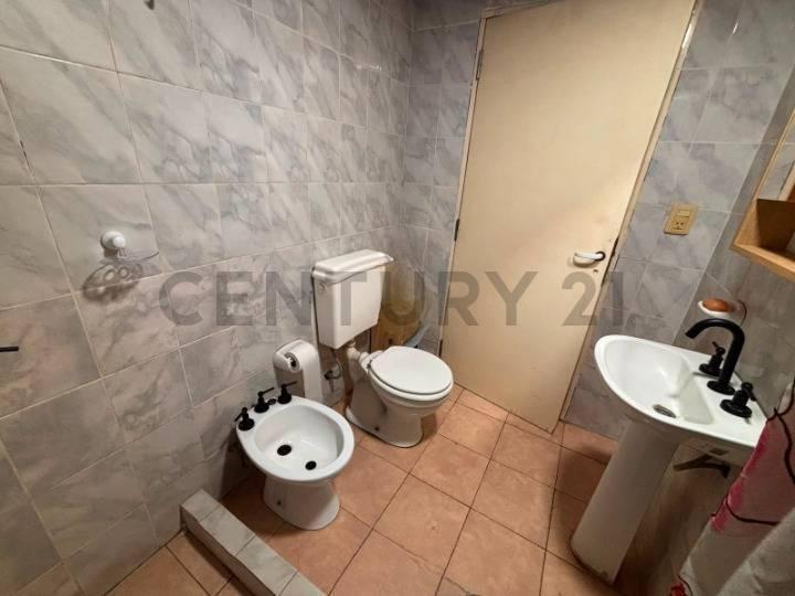 Foto de Casa con Pileta y quincho en Ibarlucea, imagen 5