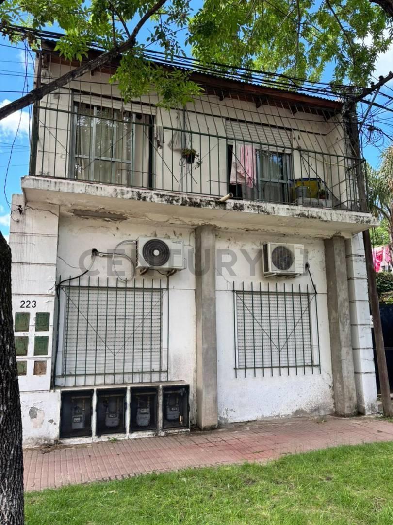 Foto de COMPLEJO DE 4 DEPARTAMENTOS EN VENTA – GRANADERO BAIGORRIA, imagen 1