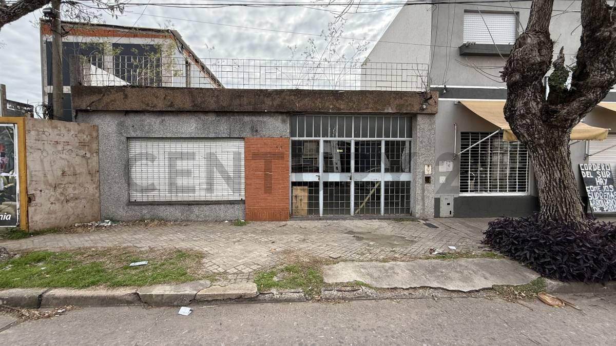 Foto de Venta casa a reciclar 3 dormitorios | Barrio Roque Sáenz Peña, imagen 1
