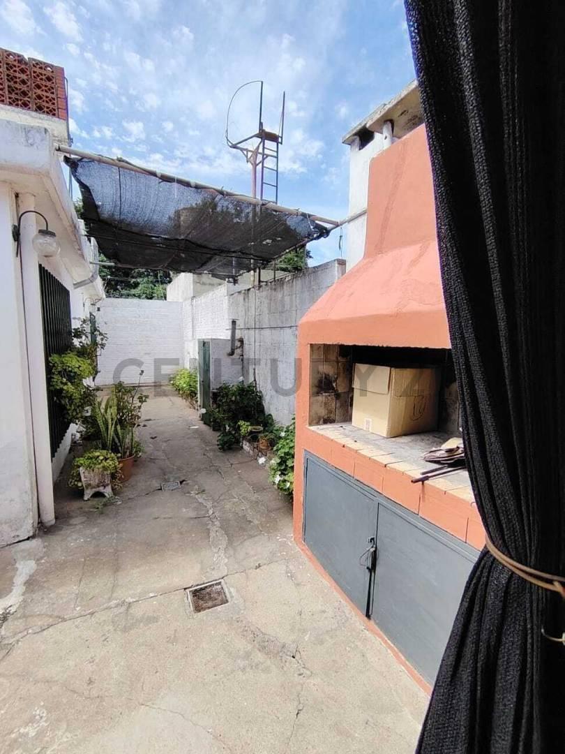 Foto de CASA 2 DORMITORIOS LADO RIO GRANADERO BAIGORRIA (APTA CREDITO), imagen 5
