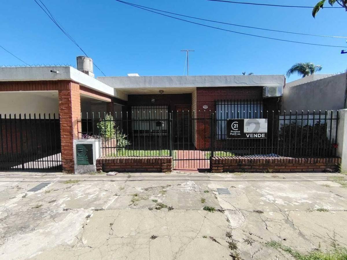 Foto de CASA 2 DORMITORIOS LADO RIO GRANADERO BAIGORRIA (APTA CREDITO), imagen 1