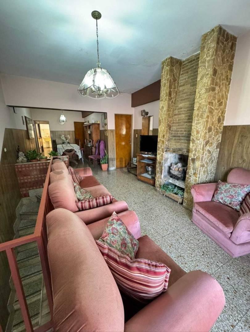 Foto de VENTA DE GALPON + OFICINAS EN PLANTA ALTA 508M2 TOTALES, imagen 2
