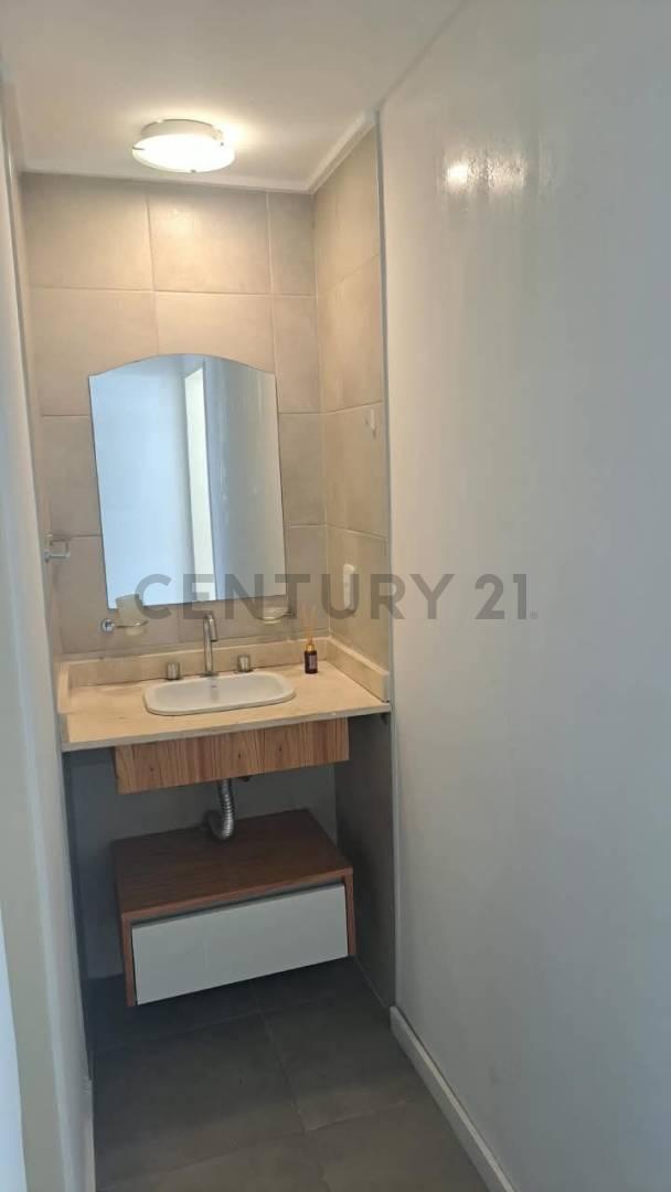 Foto de DEPARTAMENTO 1 DORMITORIO EN ALBERDI, imagen 5