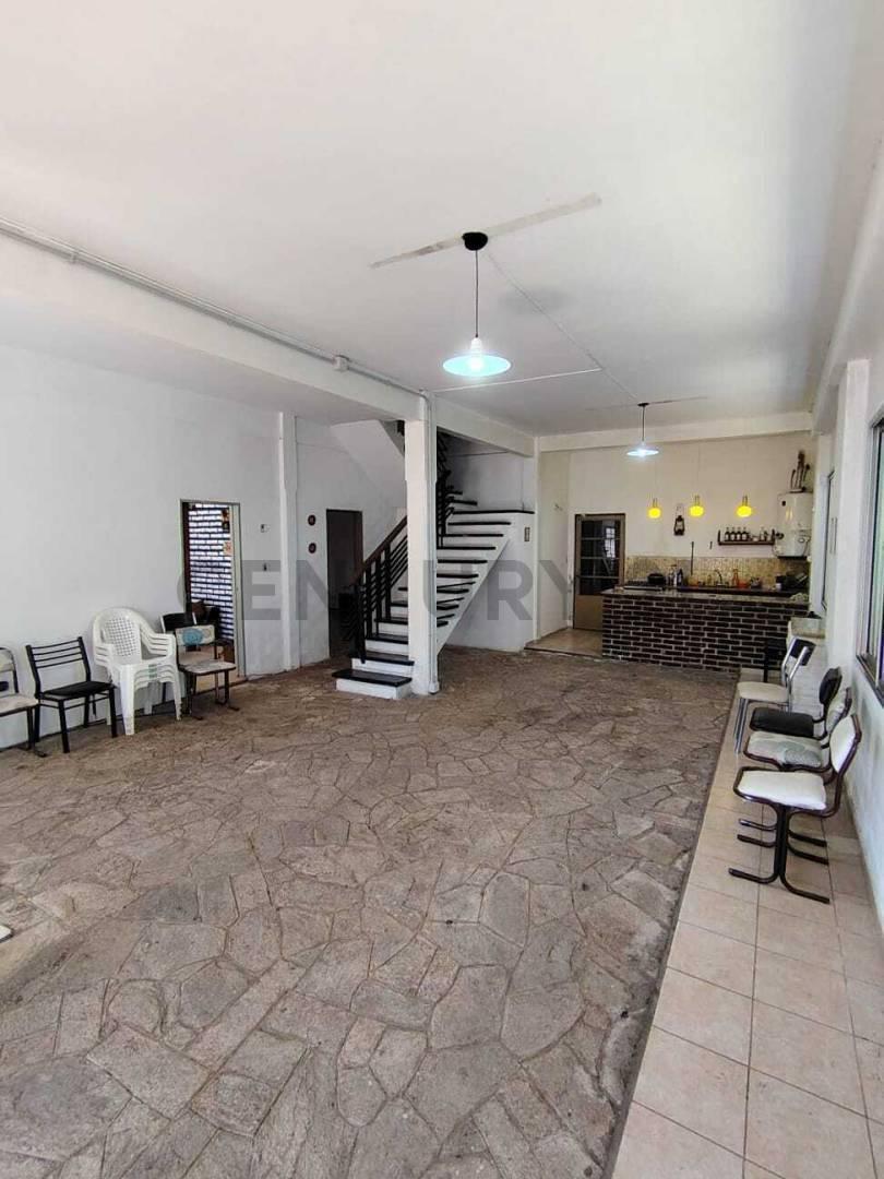 Foto de VENTA DE CASA CON MIRADOR AL PUENTE Y AL RIO, imagen 1