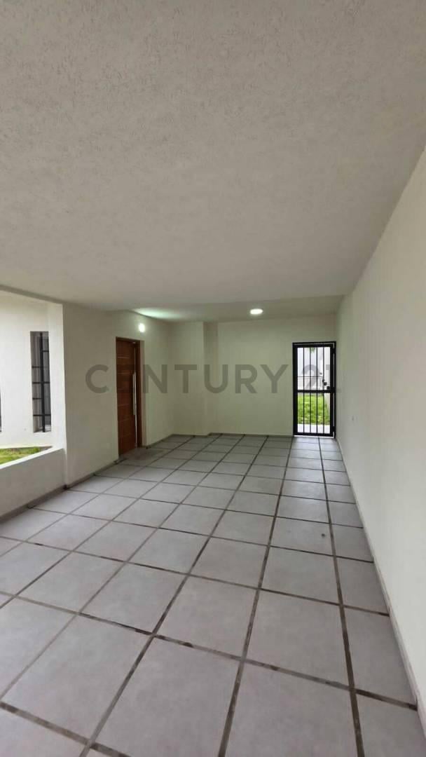 Foto de VENTA DE CASA 3 DORMITORIOS RECICLADA 100% LADO RIO, imagen 5