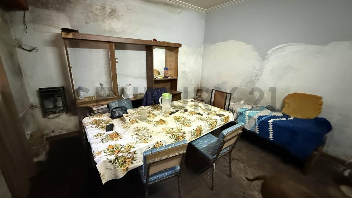 Foto de TERRENO EN VENTA — GUALEGUAY 548, imagen 3