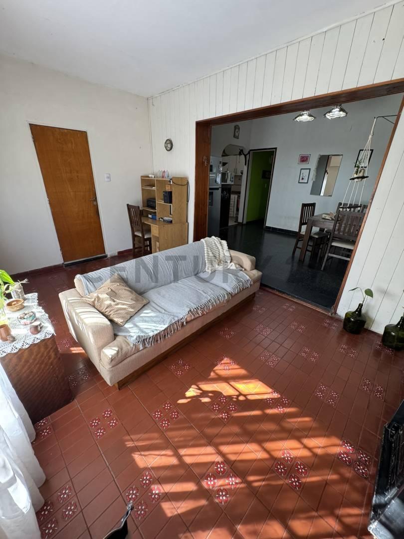 Foto de CASA 3 DORMITORIOS BAIGORRIA LADO RIO APTO CREDITO HIPOTECARIO, imagen 1