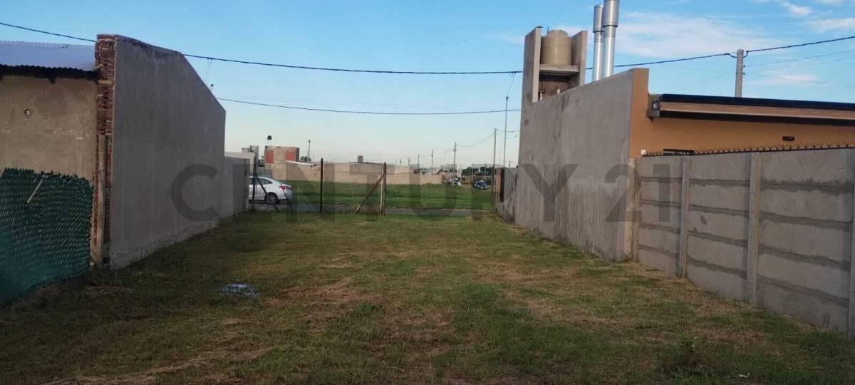 Foto de Lote céntrico en Eco Pueblo, Alvear., imagen 4