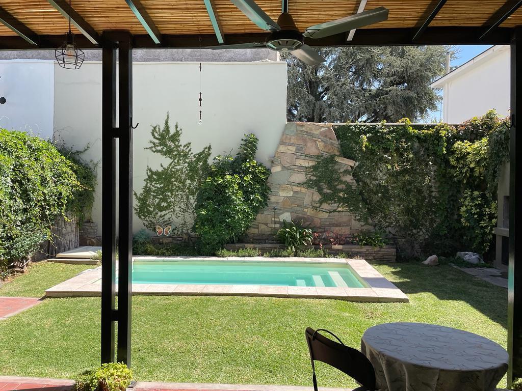 Casa en Godoy Cruz 5