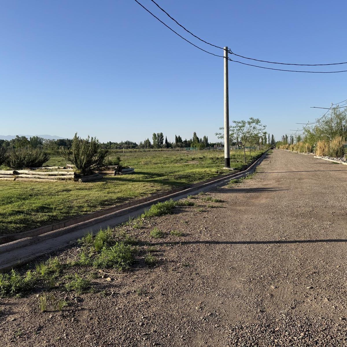 Terreno en Perdriel 2