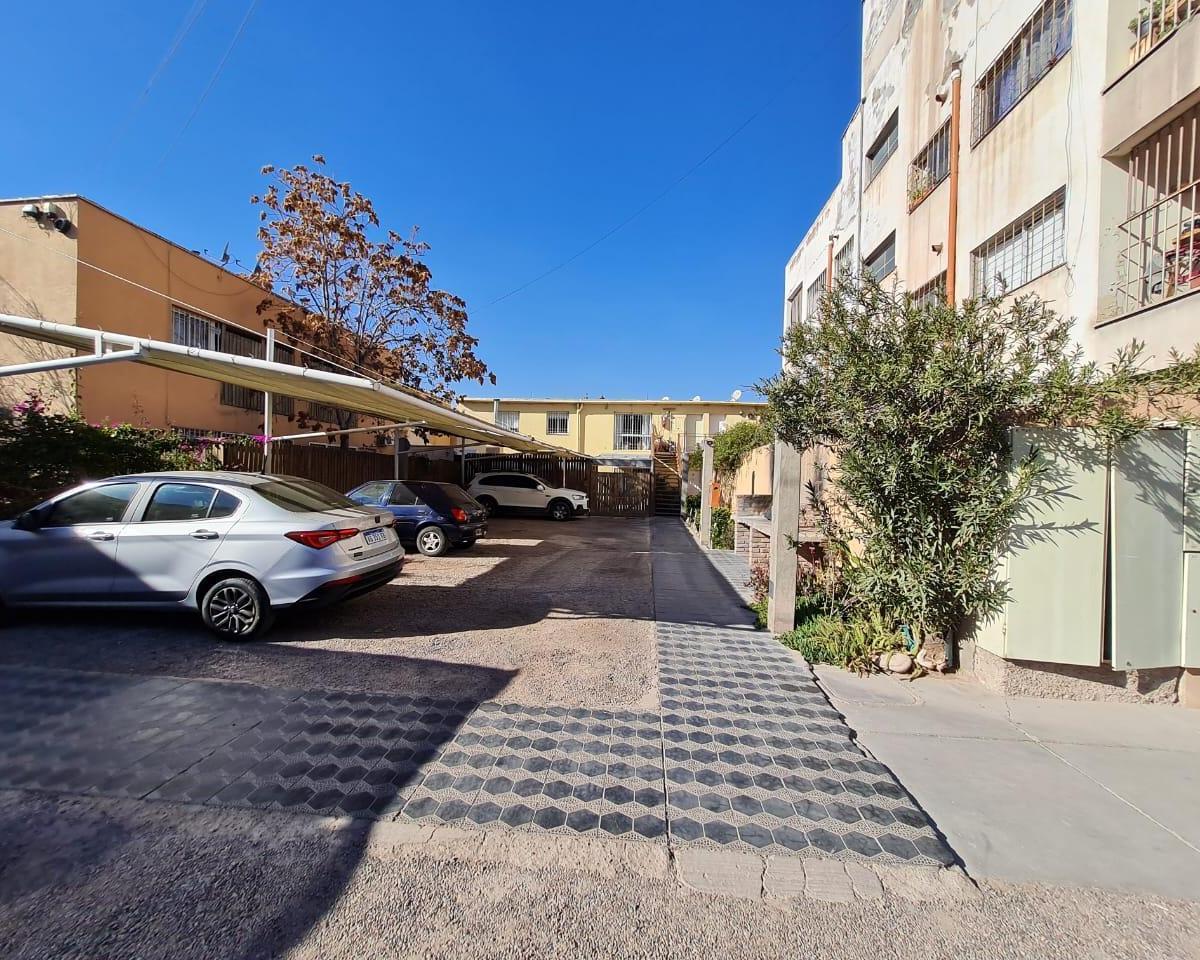 Departamento en Cuarta Sección 4