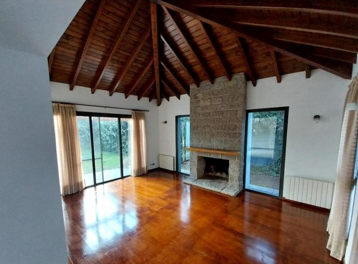Casa en  alquiler 3